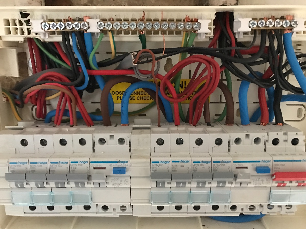 Electrician: Image 21